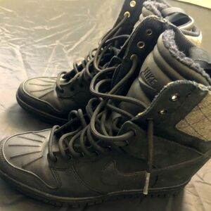 Nike Dunk winter wedge sneaker 9.5